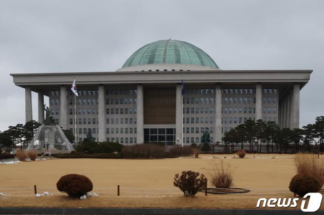 국회의사당 모습. 2023.12.31/뉴스1 ⓒ News1 송원영 기자